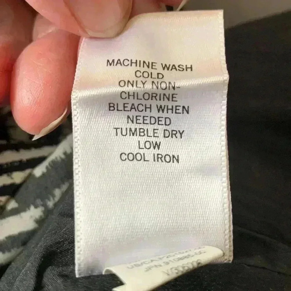 Banana Republic petite skirt,  size 0, EUC - Picture 5 of 5